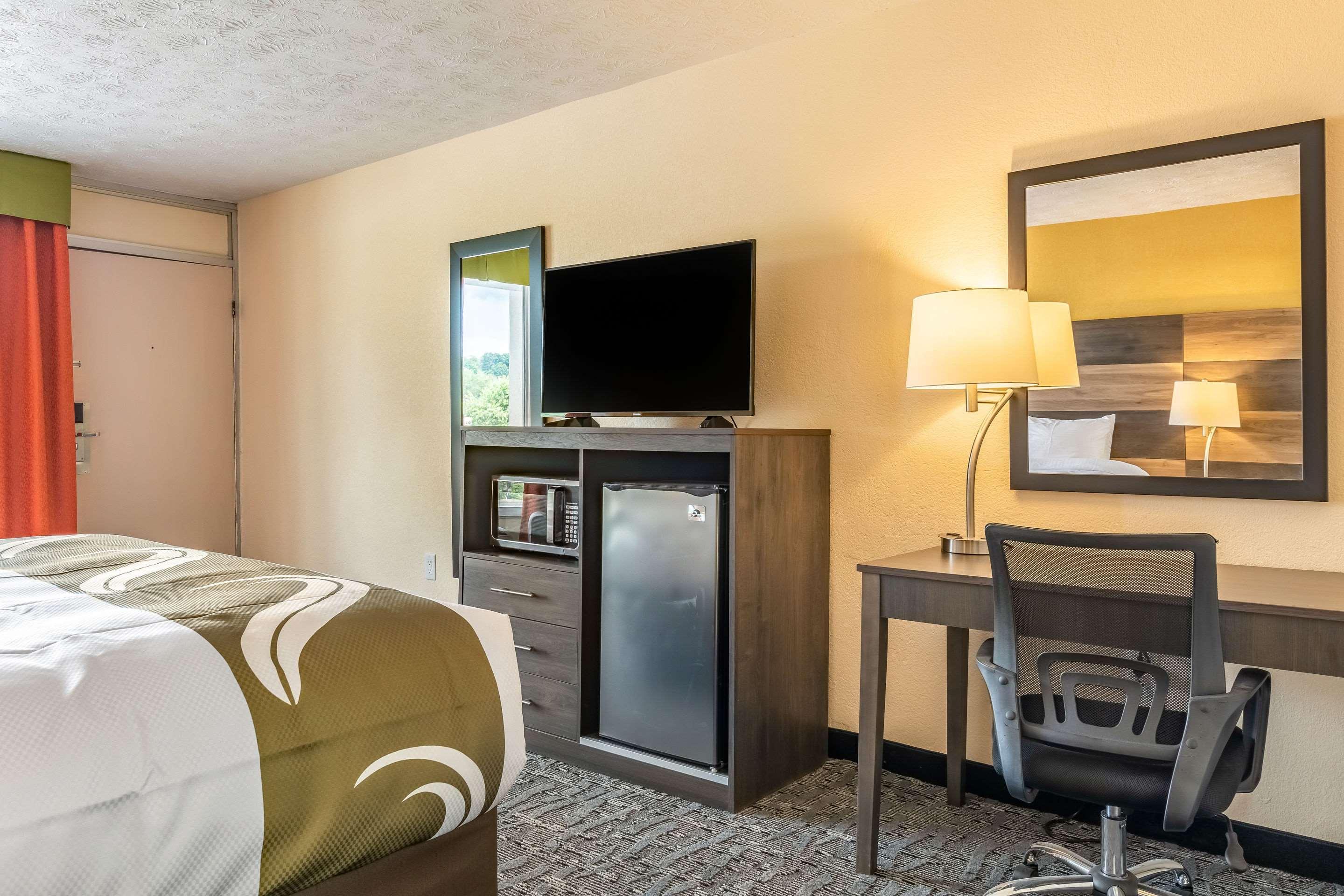 Quality Inn Mount Vernon Exterior photo