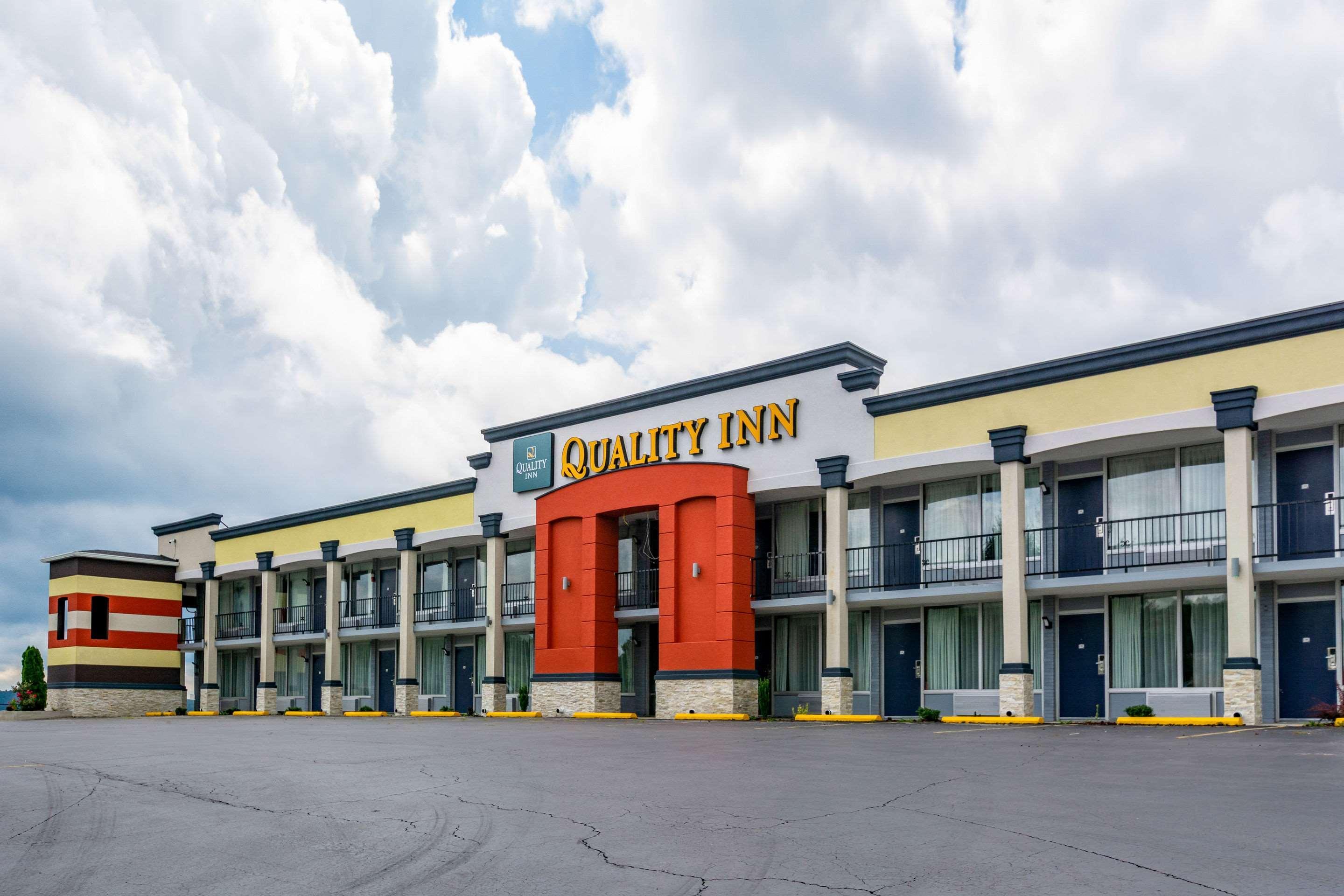 Quality Inn Mount Vernon Exterior photo